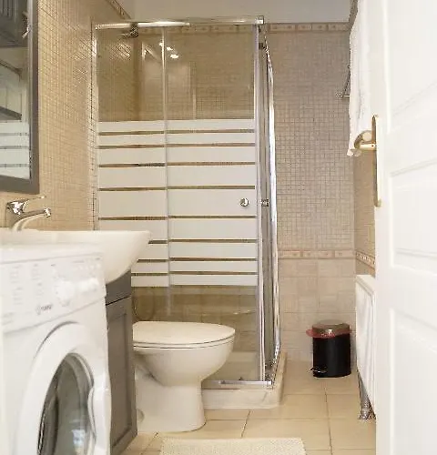 Lägenhet Kamara Kamarai